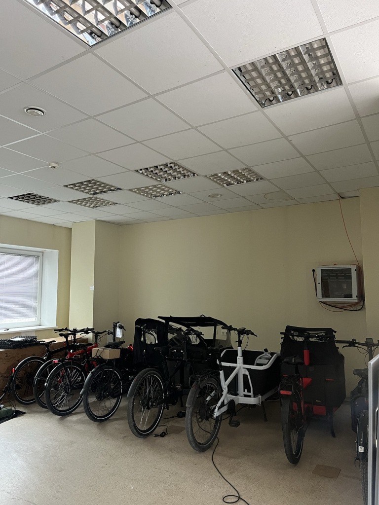 836ed970990db0ec58d134350ae8ebc5a58b7424bfffd75886588cf7eb4cadaa